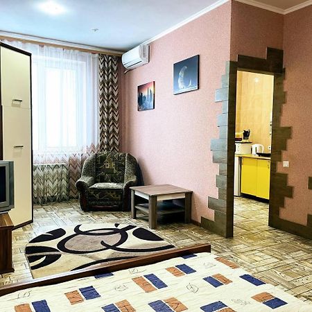 Апартаменты В Центре Кривого Рога Kryvyi Rih Dış mekan fotoğraf