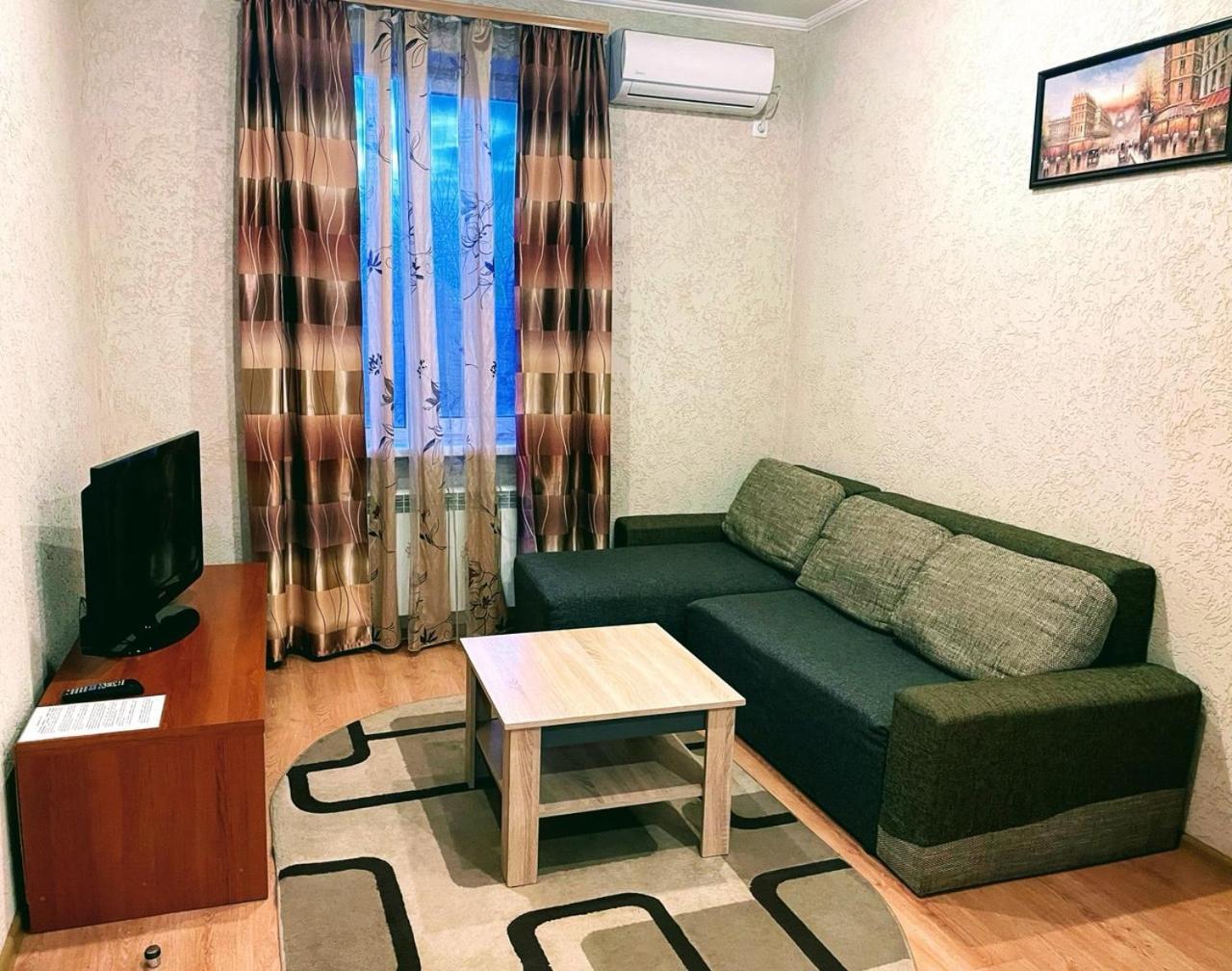 Апартаменты В Центре Кривого Рога Kryvyi Rih Dış mekan fotoğraf
