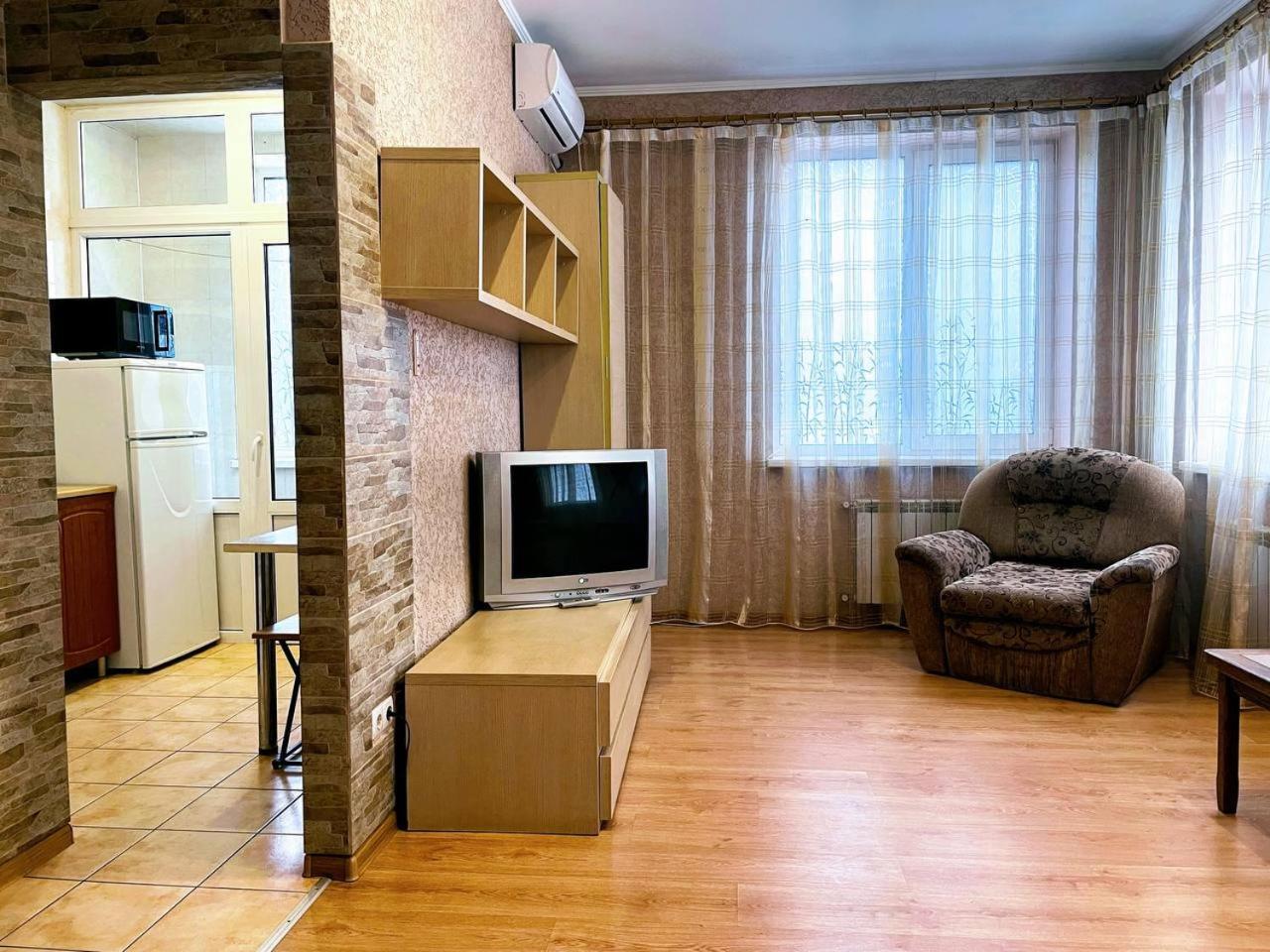 Апартаменты В Центре Кривого Рога Kryvyi Rih Dış mekan fotoğraf