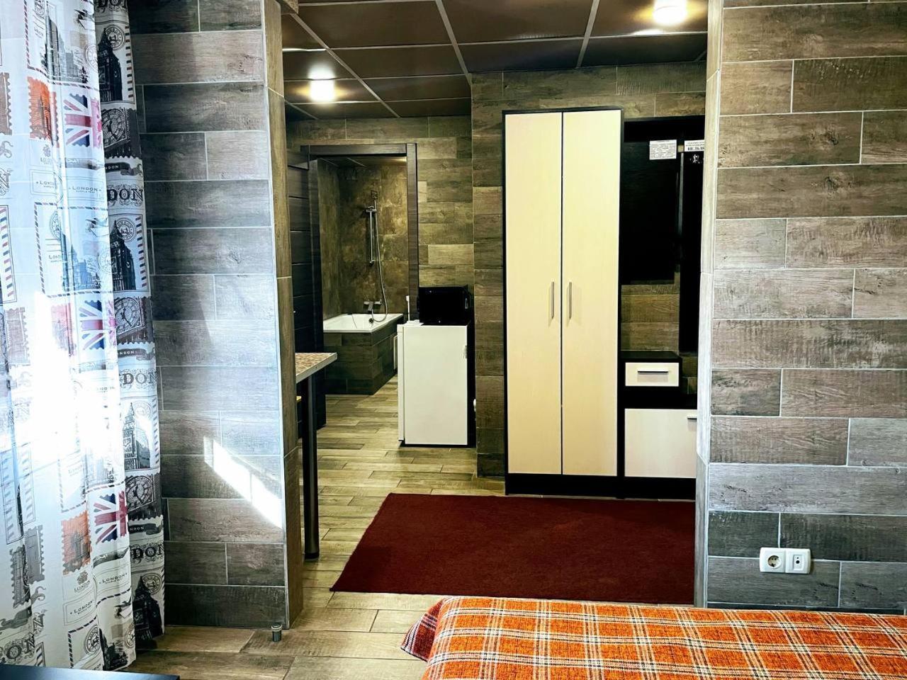 Апартаменты В Центре Кривого Рога Kryvyi Rih Dış mekan fotoğraf